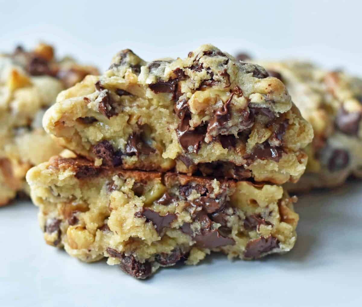 Bakery Chocolate Chip Cookies (4)