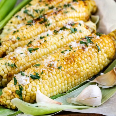 Cheesy Garlic Butter Corn On The Cob (3)