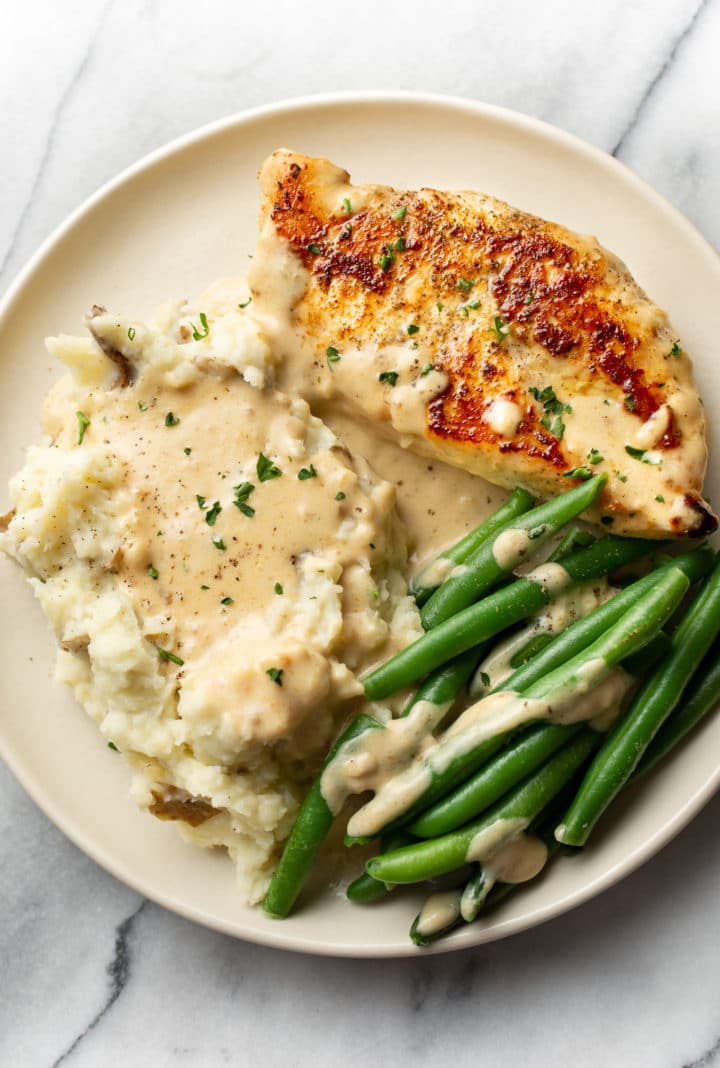 Crispy Parmesan Crusted Chicken With Creamy Garlic Sauce (2)