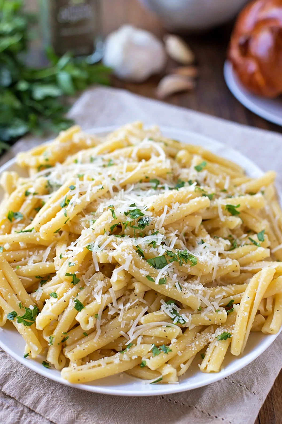 Garlic Butter Noodles Recipe (2)