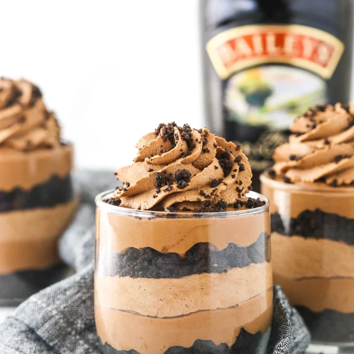 Mini Baileys Chocolate Cheesecakes (1)