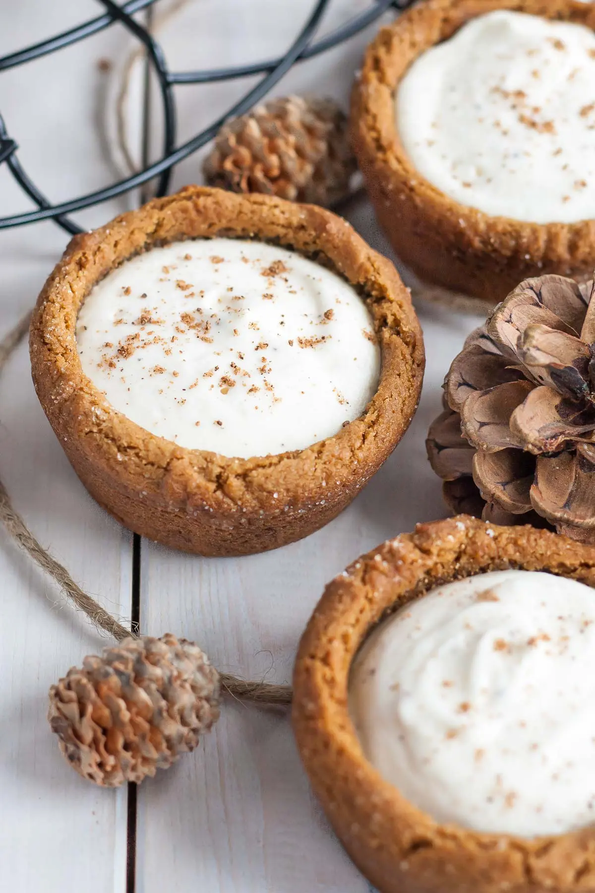 No Bake Mini Eggnog Cheesecake Cups (1)