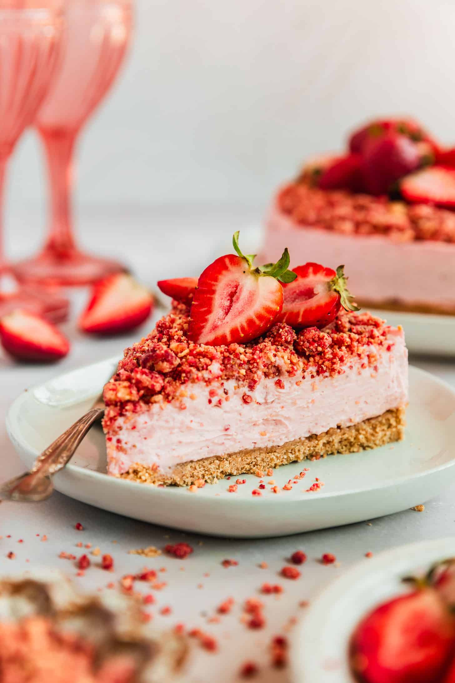 Strawberry Crunch Cheesecake (3)