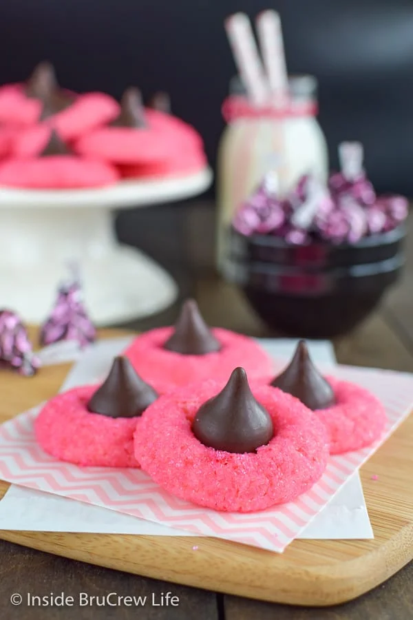 Strawberry Kiss Cookies (1)