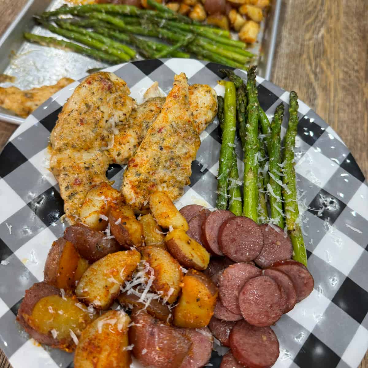 Garlic Parmesan Sheet Pan Chicken And Veggies (1)