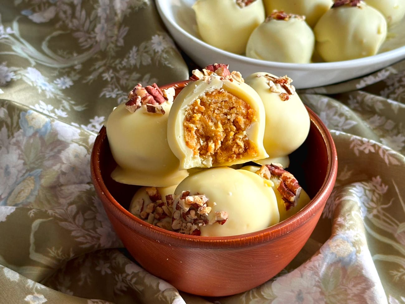 Carrot-cake-truffles-horizontal_01