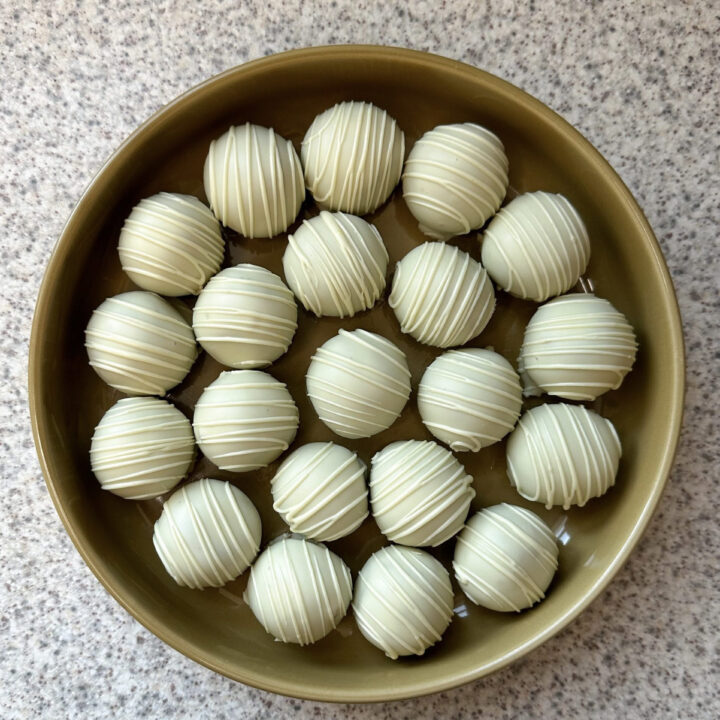 Carrot-cake-truffles-main-scaled