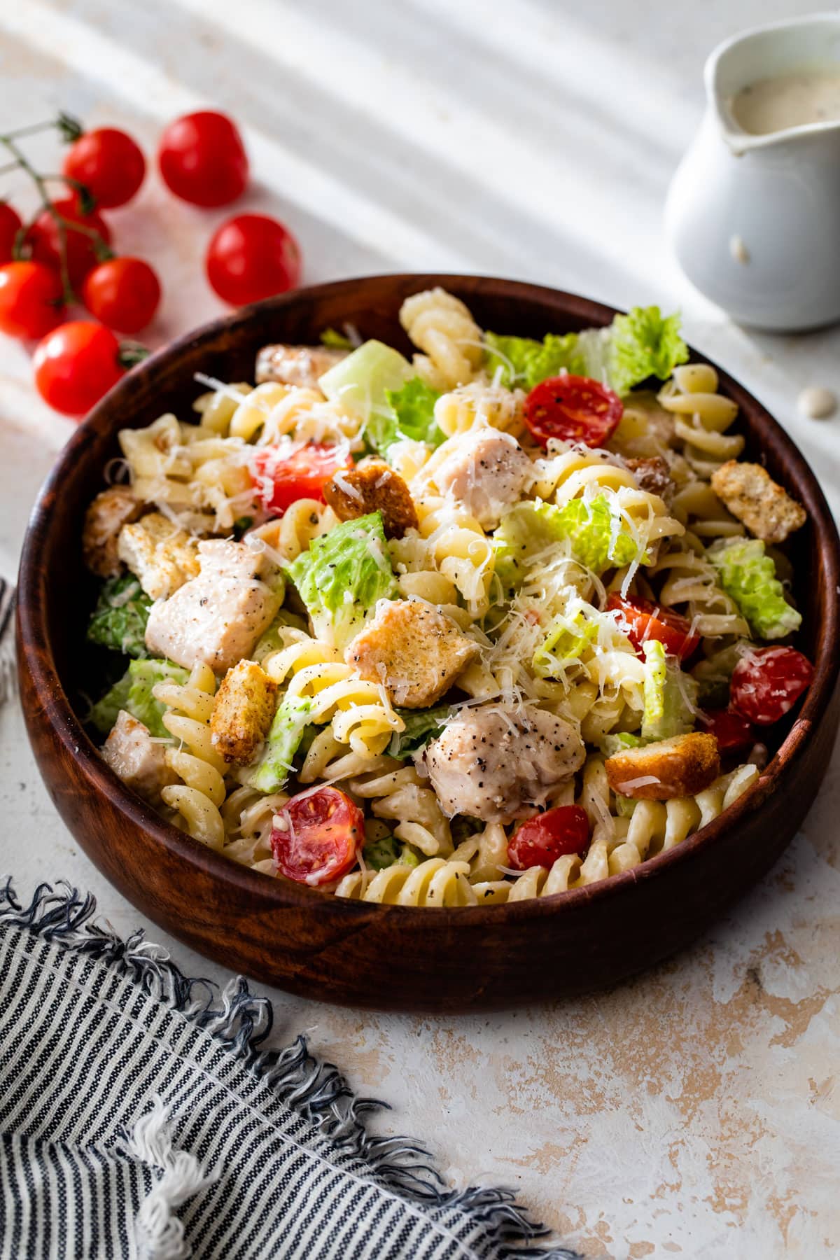 Easy-chicken-caesar-pasta-salad